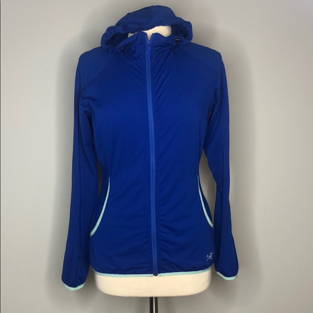 Arc’teryx light weight full zip hoodie royal blue